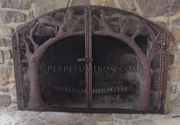 Perpetua Iron - Firescreens